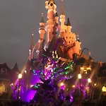 F&b's Garden 10 Min Disneyland Paris *